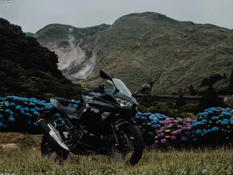 Kawasaki Ninja ZX-6R - Foto 4