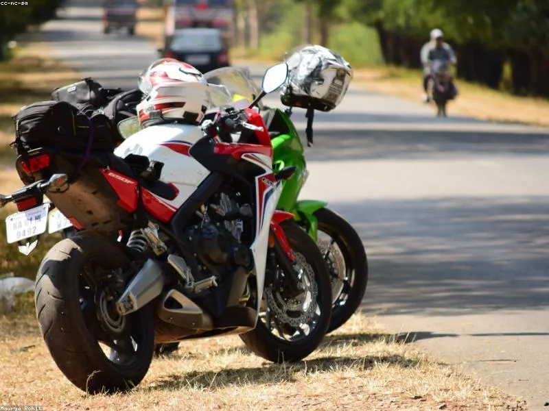 Honda CBR 650R - Foto 4